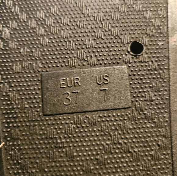 Steve Madden Summer Sandles - Picture 3 of 3